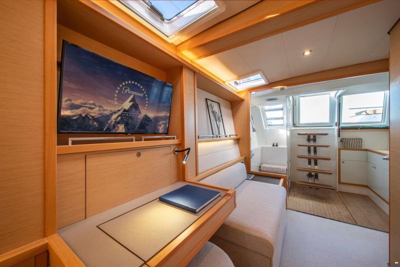Lagoon 620