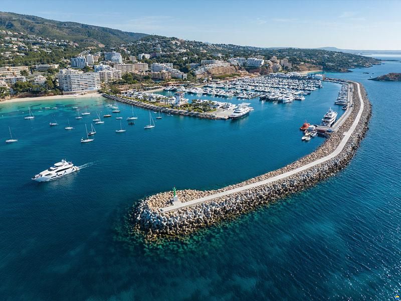 MOORING 8 x 3 PUERTO PORTALS MALLORCA