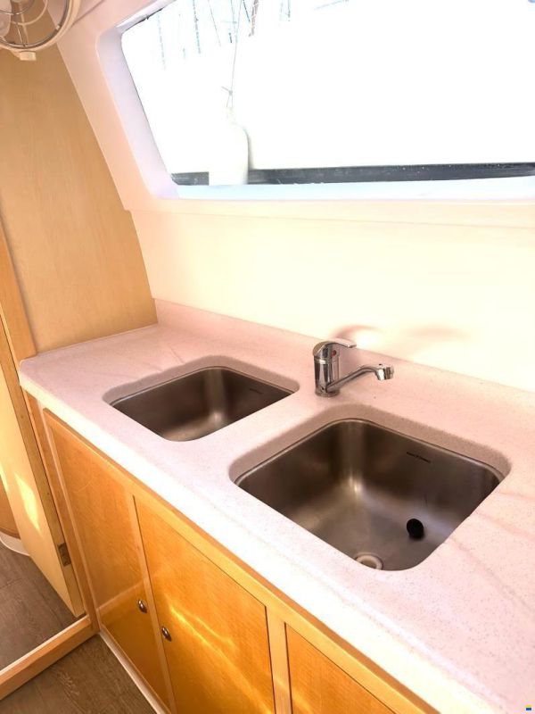 Seawind 1260