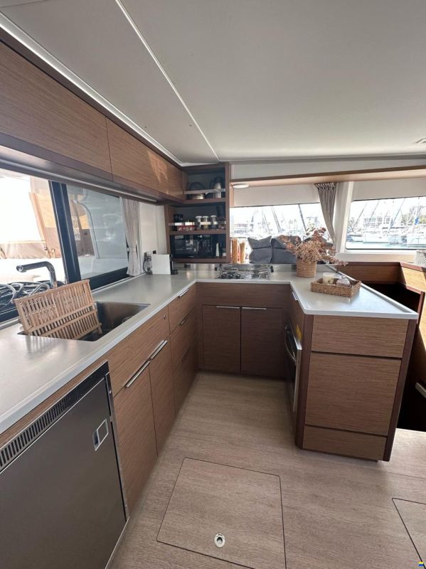 Lagoon 46