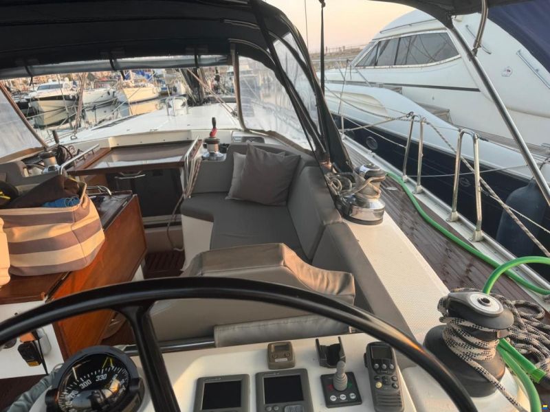 Bavaria 55