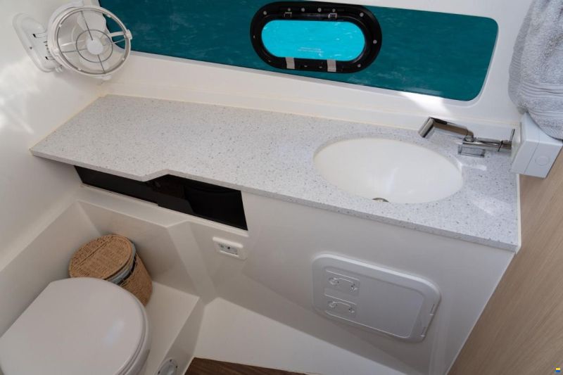 AQUILA 32 Sport