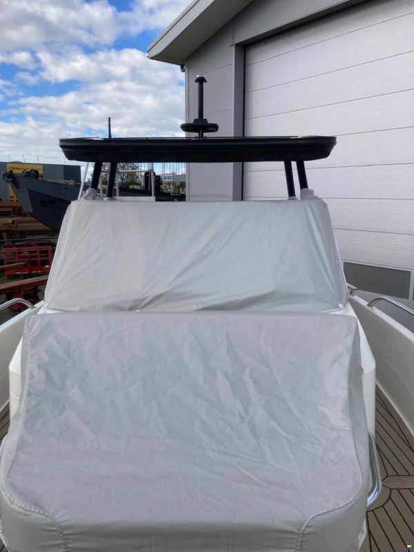 Nimbus T8