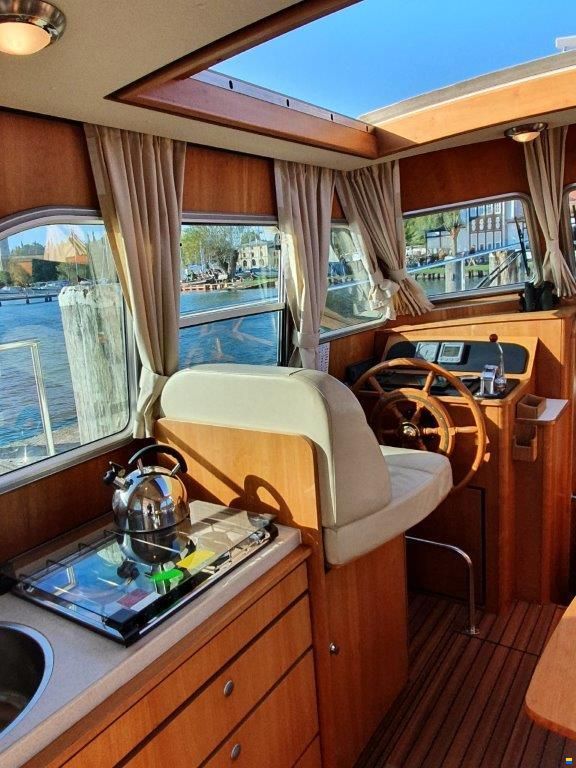 Linssen 29.9 Sedan