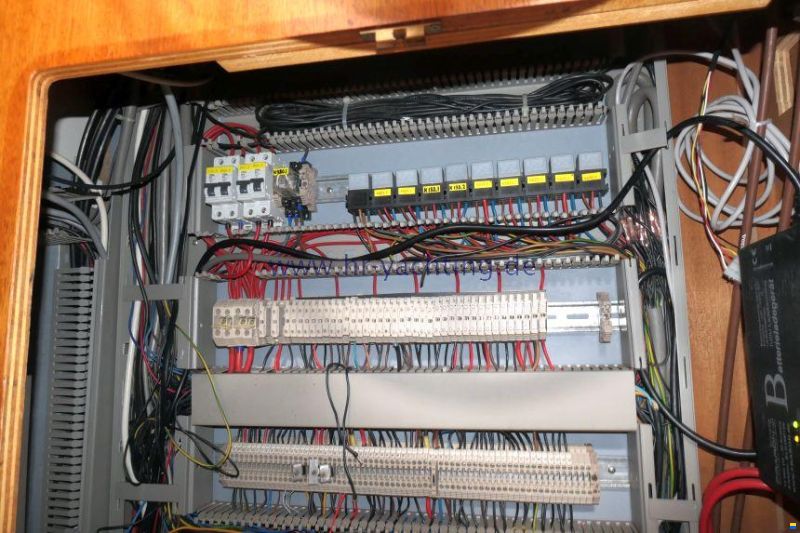 Linssen Dutch Sturdy 320