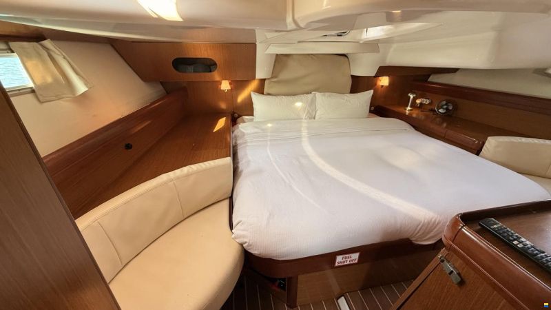 Jeanneau Sun Odyssey 42 DS