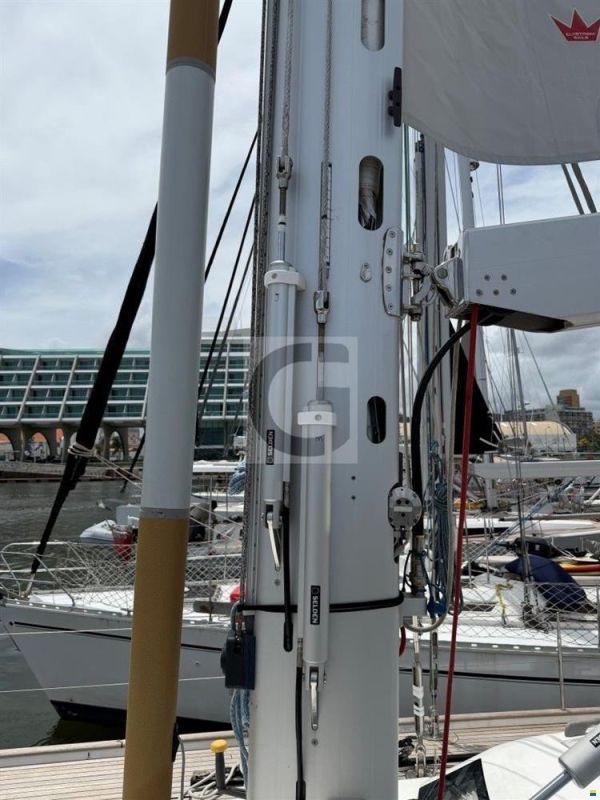 Hallberg-Rassy 57