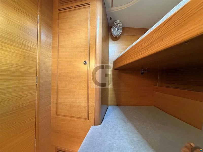 Hallberg-Rassy 57