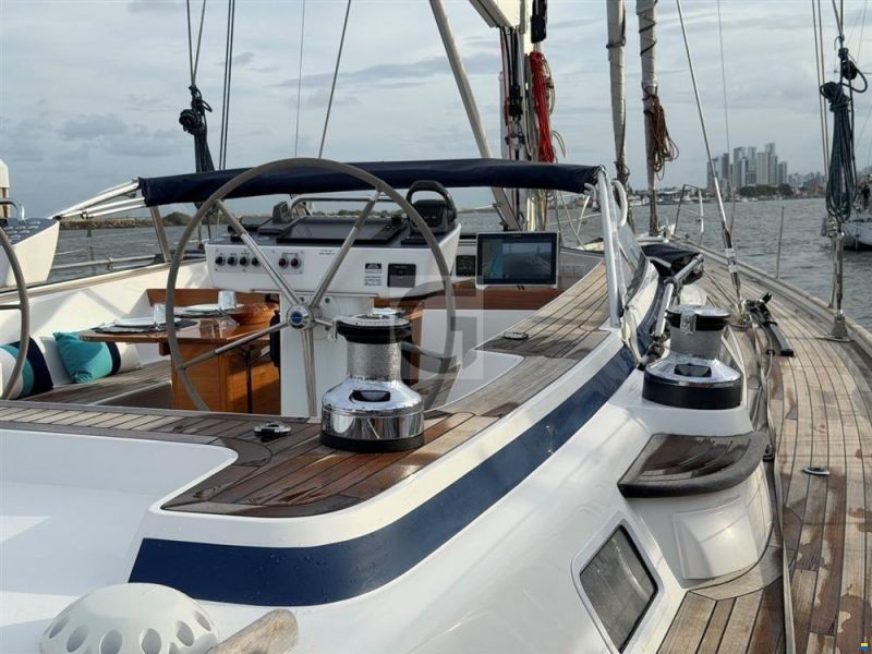 Hallberg-Rassy 57