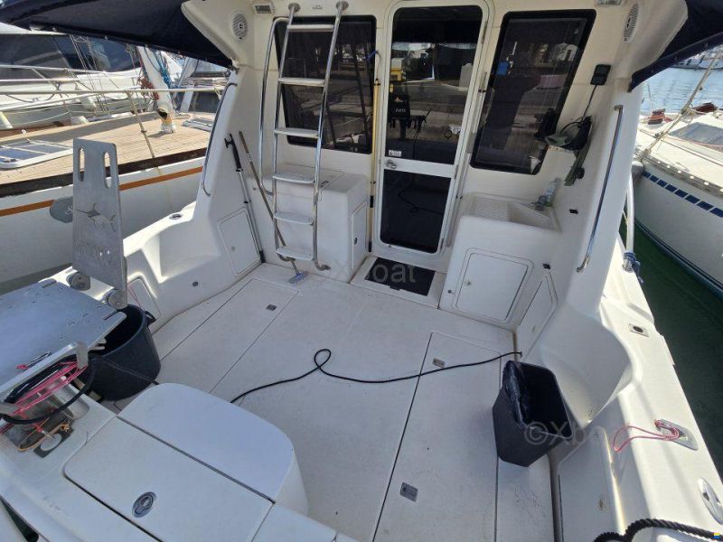 Riviera 33