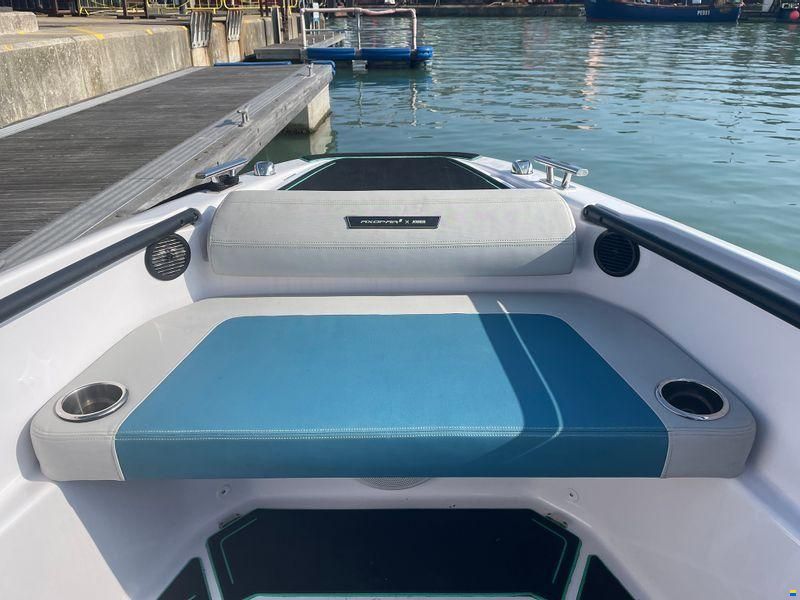 Axopar 22 T-Top Revolve