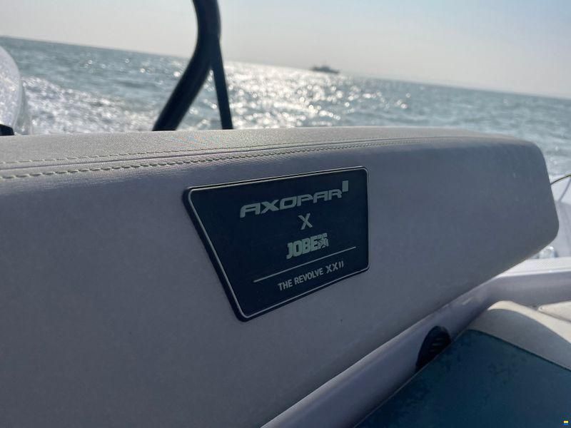 Axopar 22 T-Top Revolve