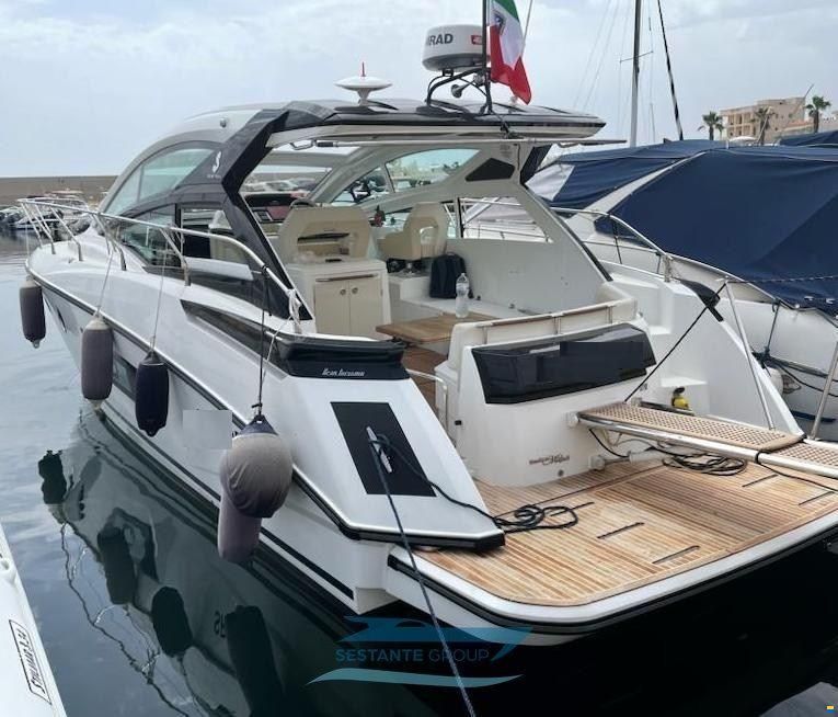 Beneteau GT 40
