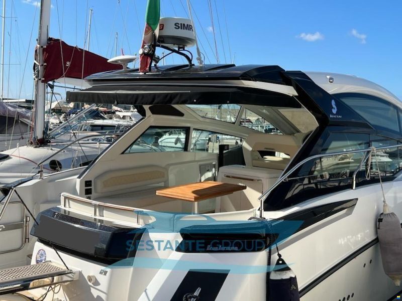 Beneteau GT 40