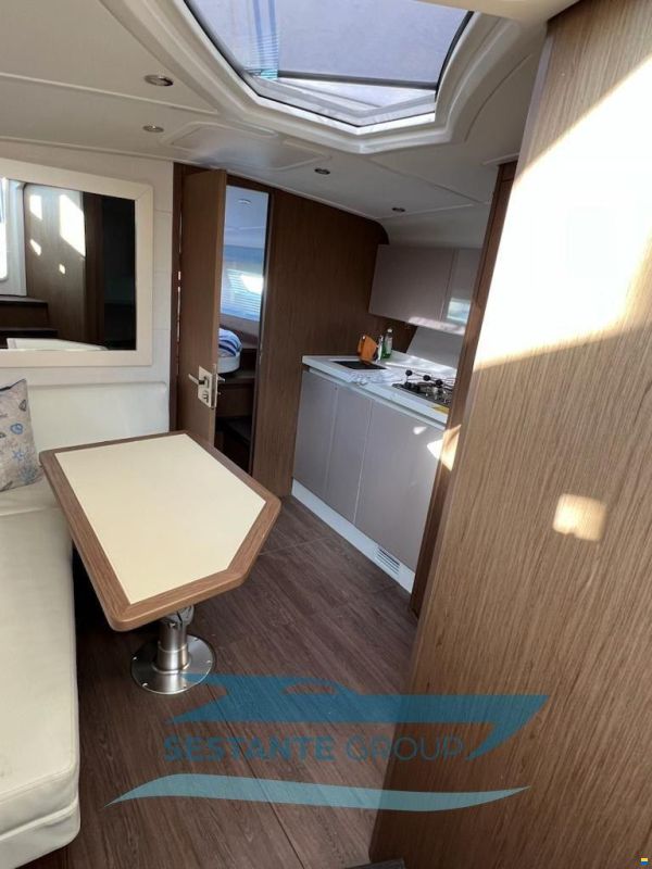 Beneteau GT 40