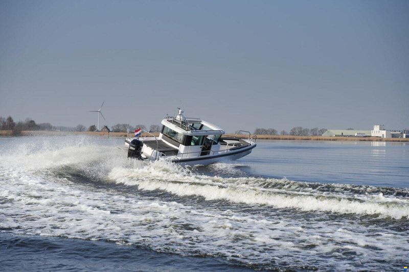 Axopar 28 Cabin - AC