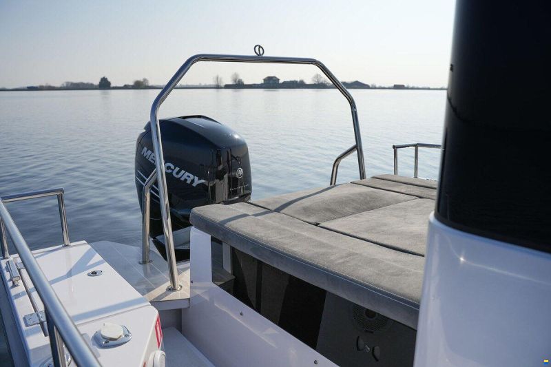 Axopar 28 Cabin - AC