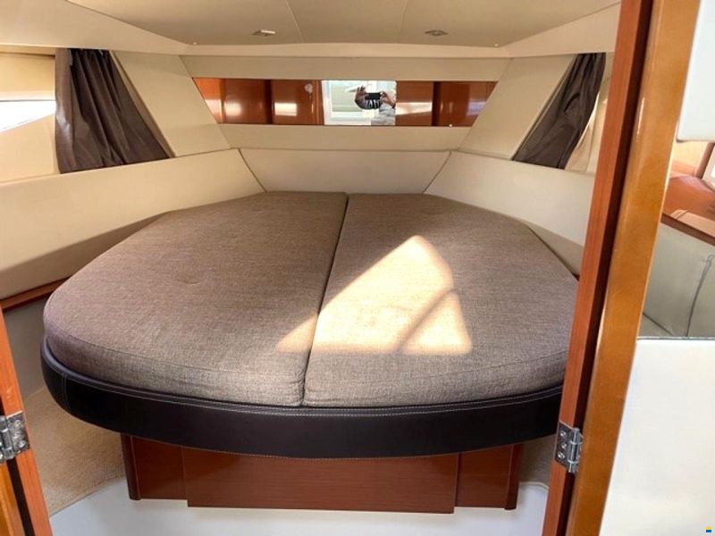 Jeanneau Leader 10