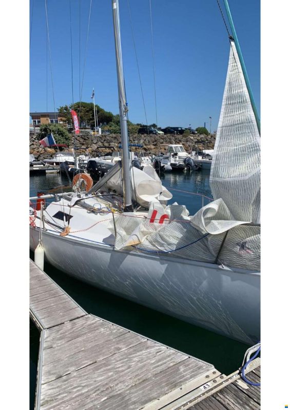 Beneteau First Class 8