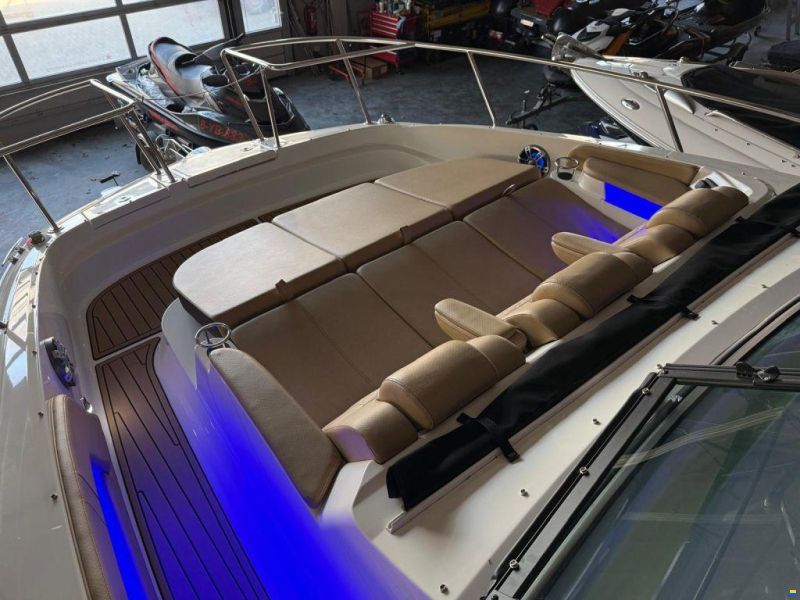 Sea Ray Sundancer 320
