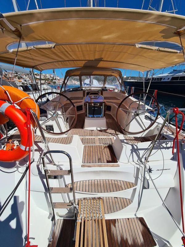 Jeanneau 53