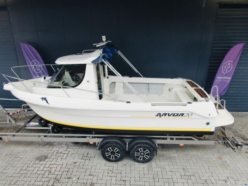 Arvor 20