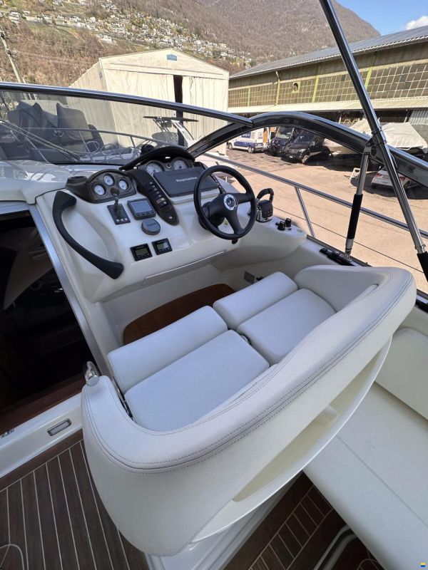 Cranchi Endurance 33