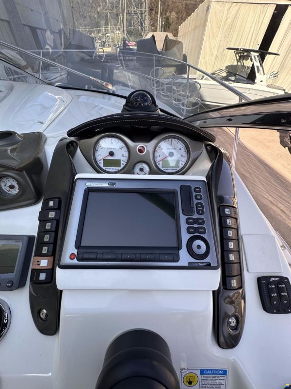 Cranchi Endurance 33