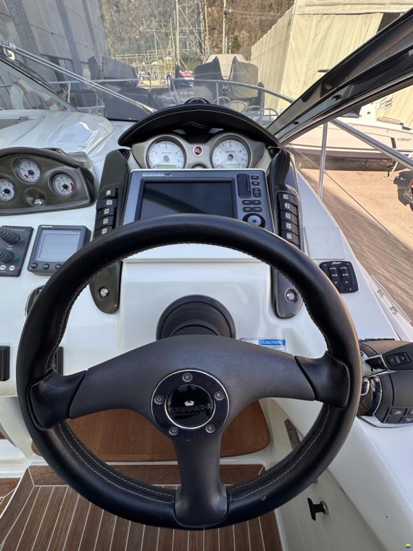 Cranchi Endurance 33