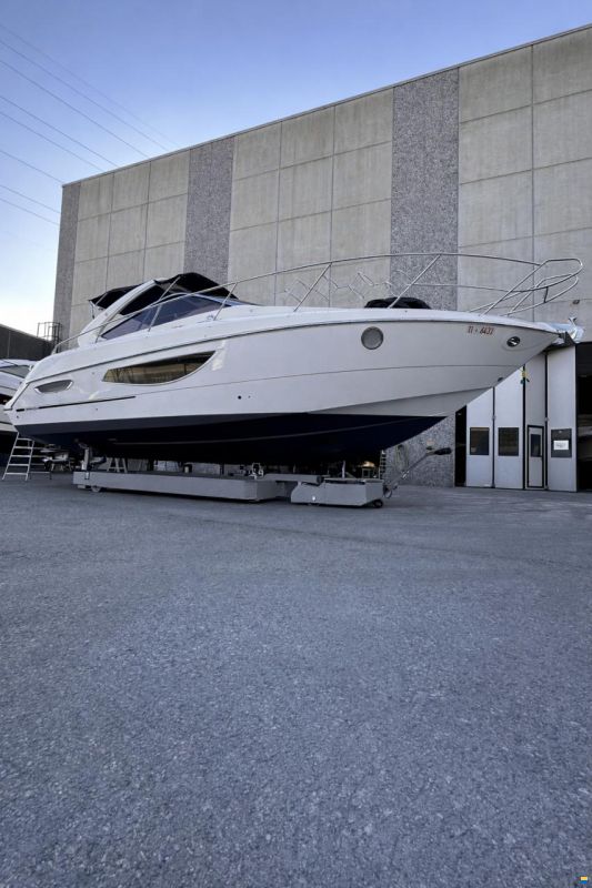 Cranchi Endurance 33