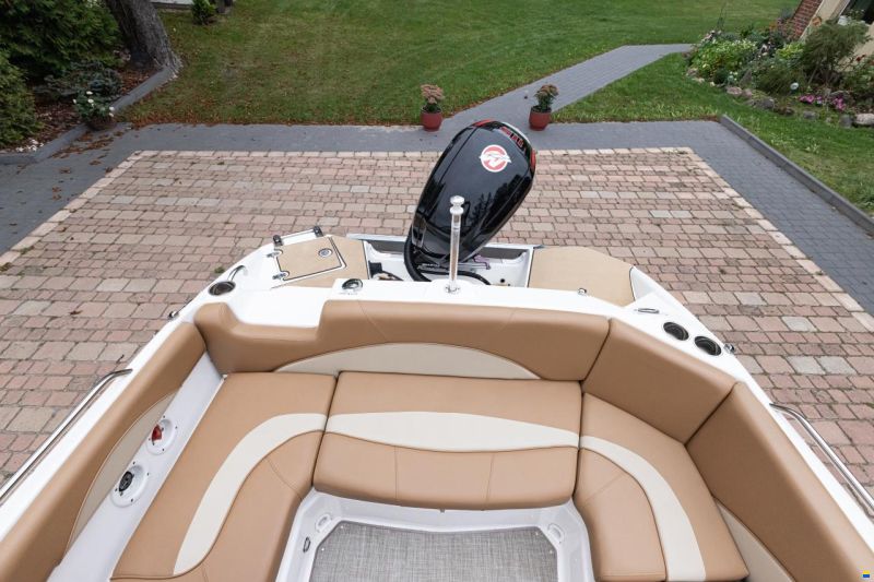 Nautic Star 203DC