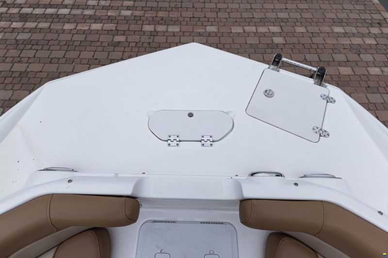 Nautic Star 203DC