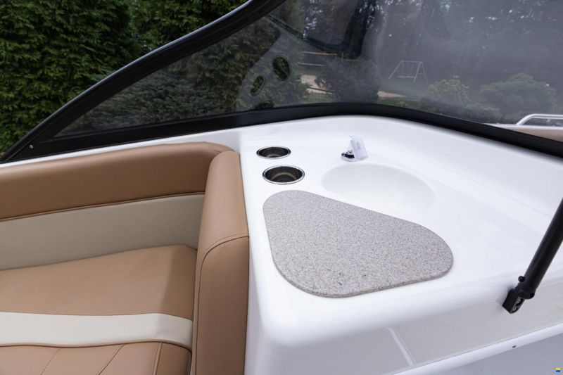 Nautic Star 203DC