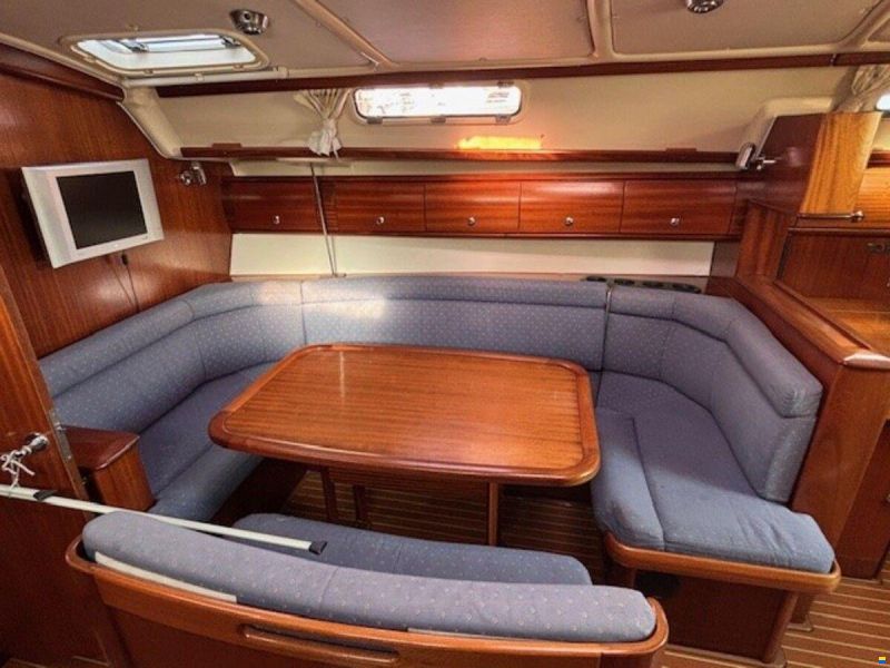 Bavaria 38-3