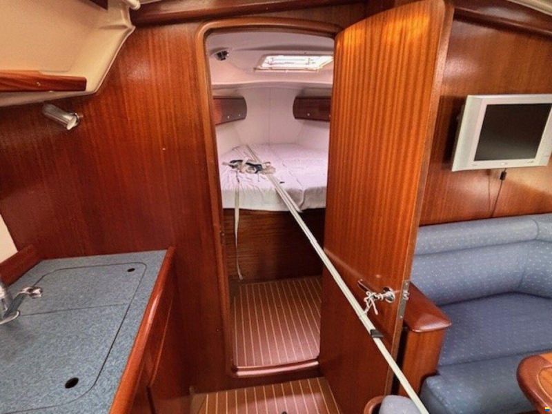 Bavaria 38-3