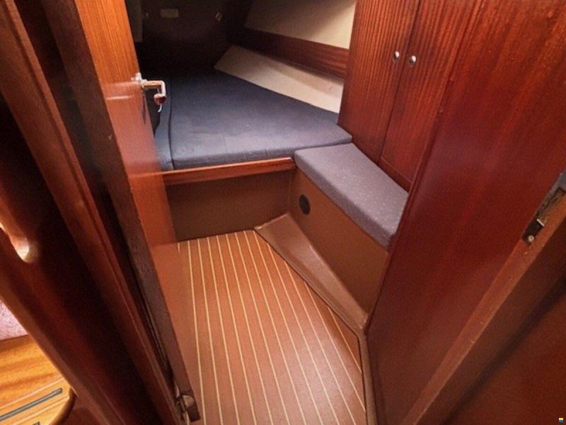 Bavaria 38-3