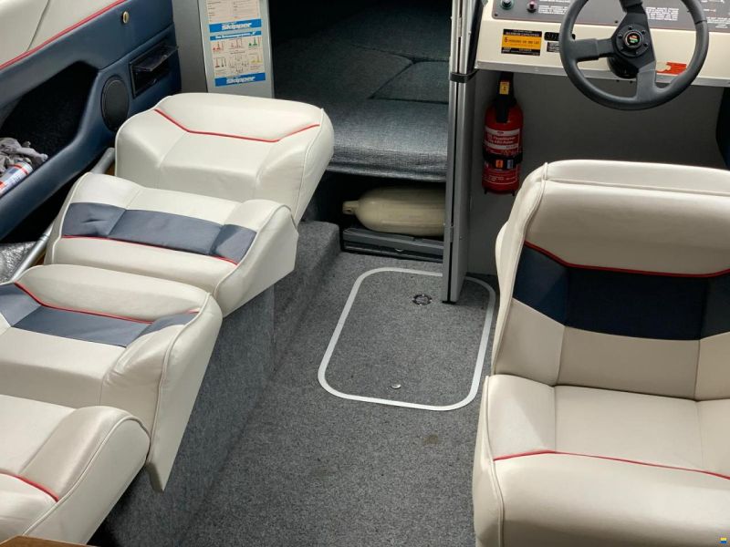 Bayliner Classic