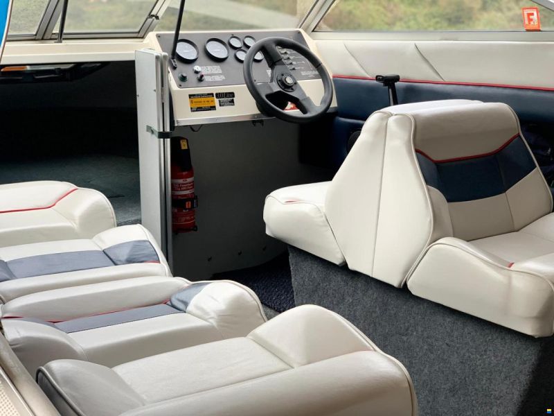 Bayliner Classic