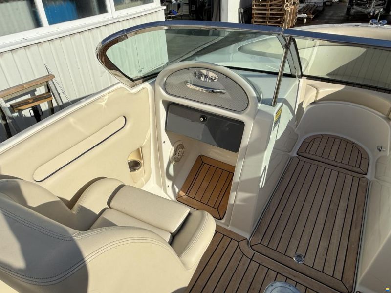 Chris Craft 22 Launch