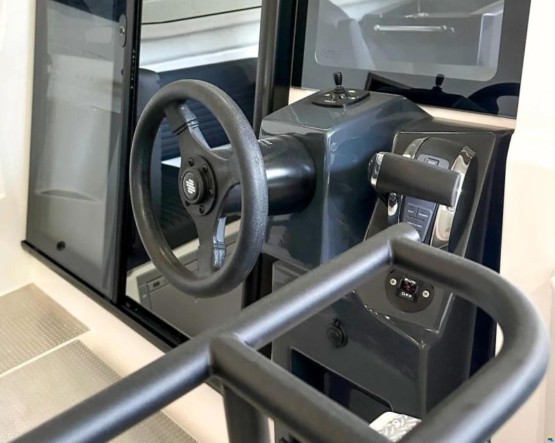 Bella C7 Spezial / Zwei Steuerstände