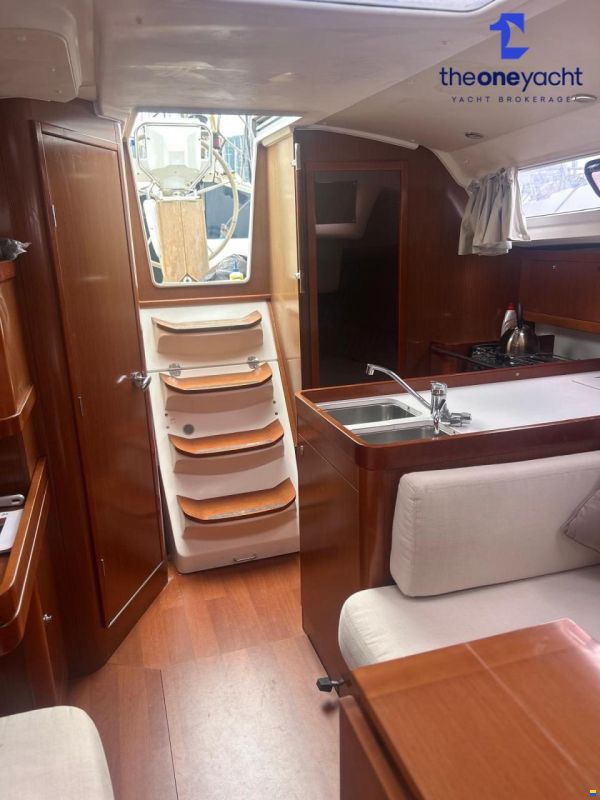 Beneteau Oceanis 34 Limited Edition
