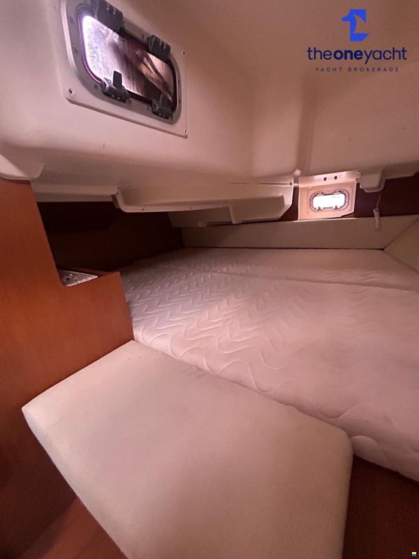 Beneteau Oceanis 34 Limited Edition