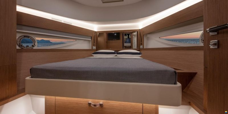 Solaris Power 44 open
