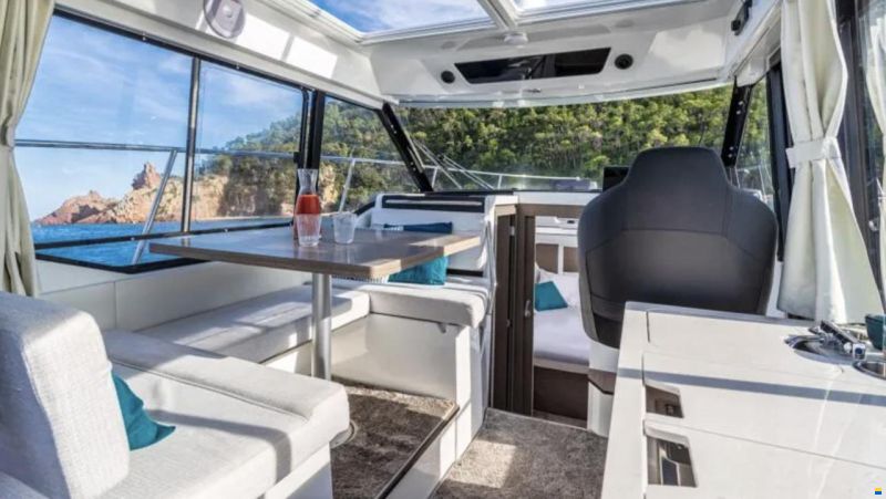 Jeanneau Merry Fisher 895