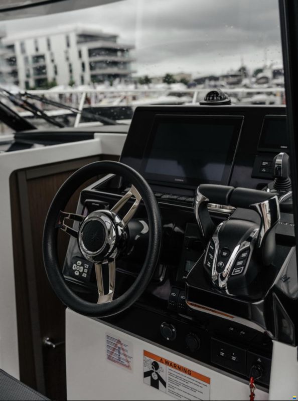 Jeanneau Merry Fisher 895