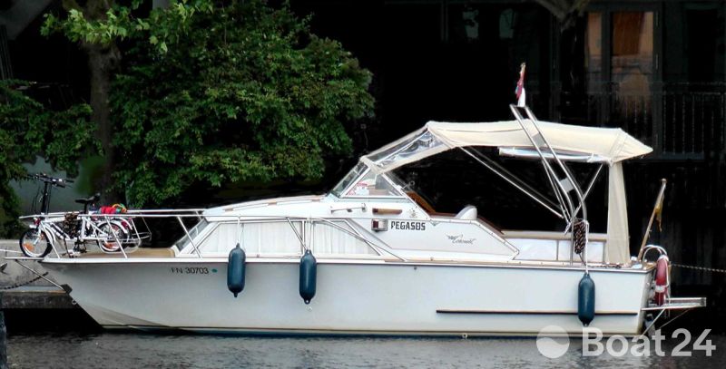 Coronet 24 Cabin de luxe