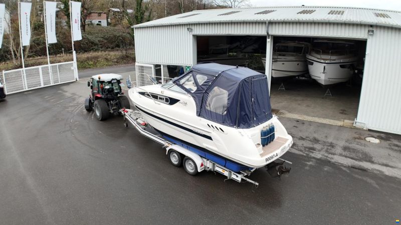 Sealine 240