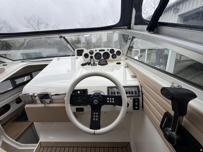 Sealine 240