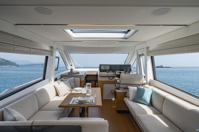 Solaris Power 60 Coupe