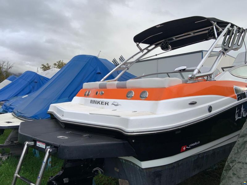 Rinker 220 MTX EXTREME